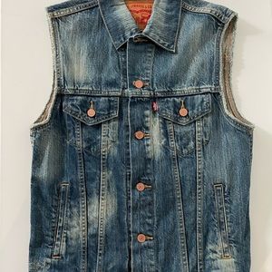 Levi’s Jean Vest